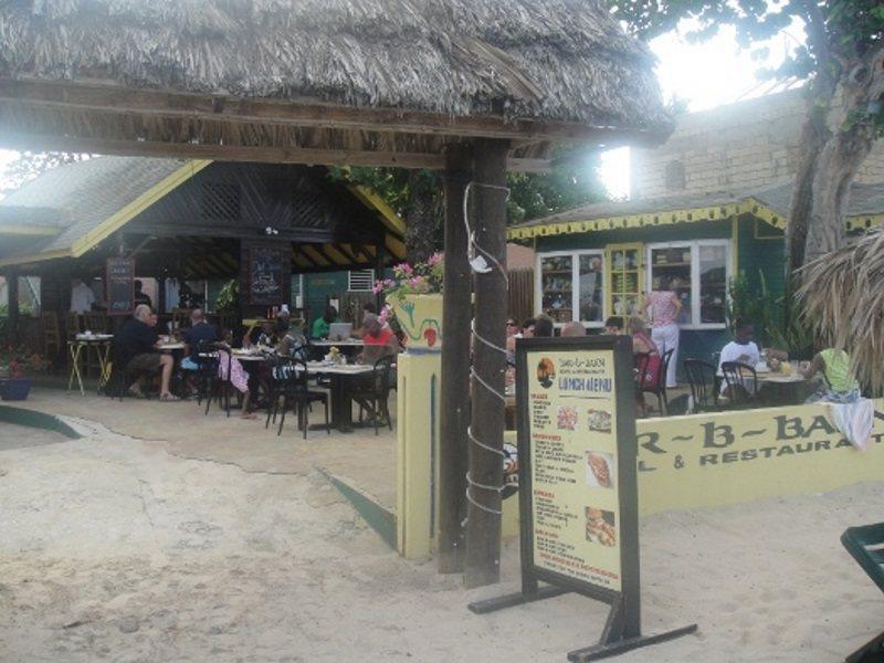 Bar-B-Barn Beach Hotel Negril Exterior photo
